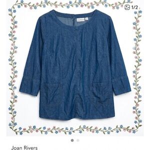 Joan Rivers  Women's Blue  Top ptp 21 cute with white or red jeans ptp 20